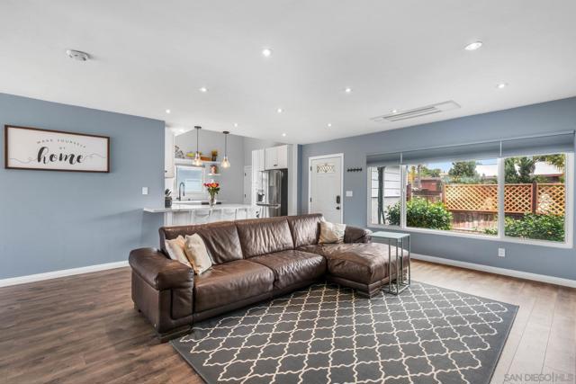 3460 Atlas St., San Diego CA: https://media.crmls.org/mediaz/d5ad99b4-2e03-4c51-a4d2-e5ce37f9eb8a.jpg