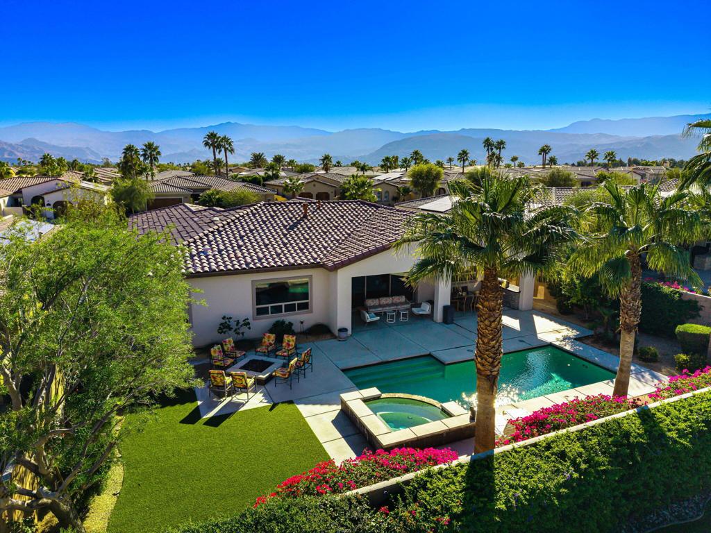 74142 Cosmopolitan Lane