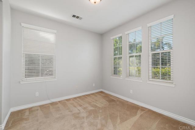 Detail Gallery Image 16 of 52 For 6211 Dartington Way, Carlsbad,  CA 92009 - 4 Beds | 3/1 Baths