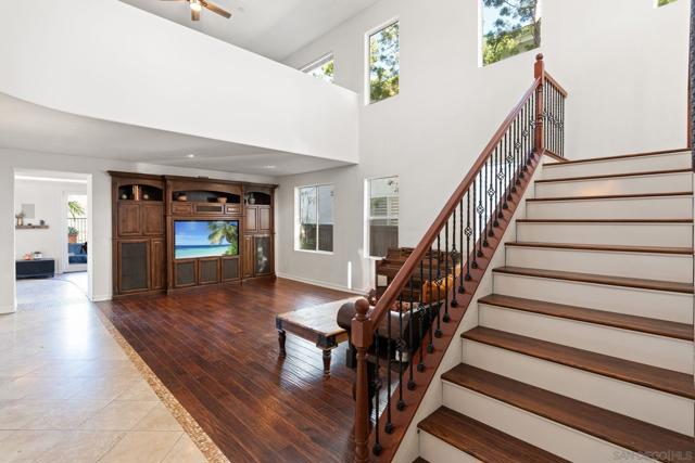 1664 Sagewood Way, San Marcos CA: https://media.crmls.org/mediaz/d5ae893a-d8e3-4364-86a1-2f7eea904d28.jpg