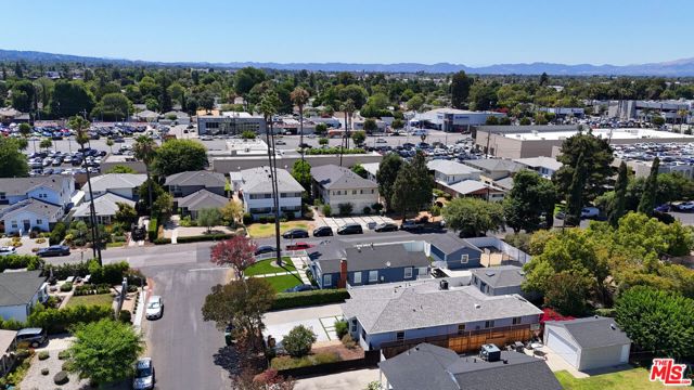 5707 Tilden Avenue, Sherman Oaks CA: https://media.crmls.org/mediaz/d5af98d8-7129-4d41-97e7-633afc50cbac.jpg