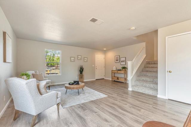1770 Brentwood Court, Hollister CA: https://media.crmls.org/mediaz/d5b1de65-ae06-41d9-8cda-f1ed2a09938a.jpg