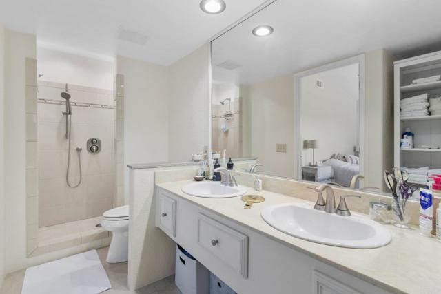 Detail Gallery Image 18 of 24 For 6151 Calle Mariselda #302,  San Diego,  CA 92124 - 2 Beds | 2/1 Baths