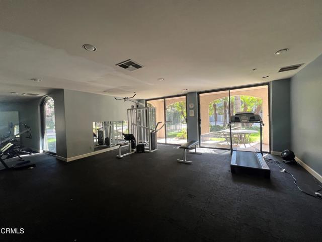 Detail Gallery Image 13 of 14 For 4201 via Marisol #330,  Los Angeles,  CA 90042 - 2 Beds | 2 Baths