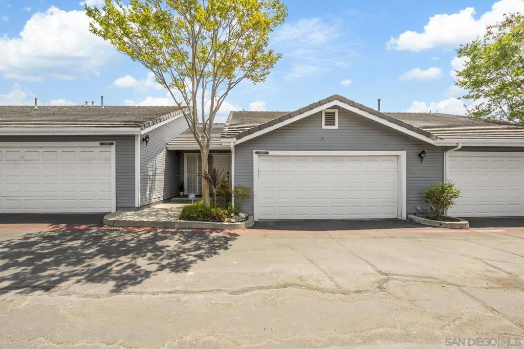 12805 Carriage Heights Way