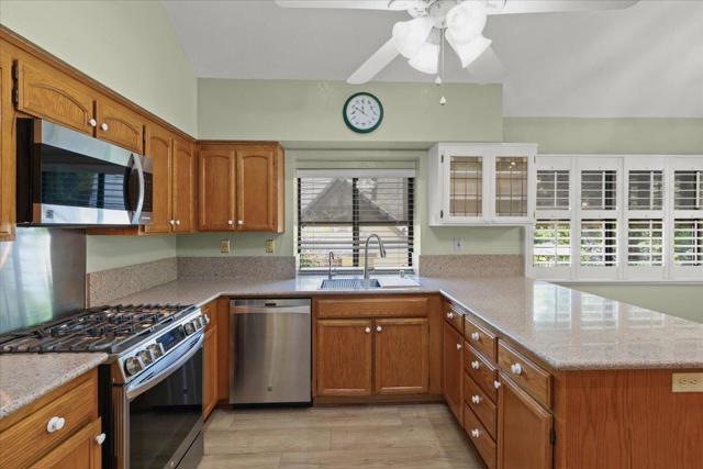 7886 Moorfoot Court, San Jose CA: https://media.crmls.org/mediaz/d5b28465-b758-4975-87e9-5c1439e70f8b.jpg