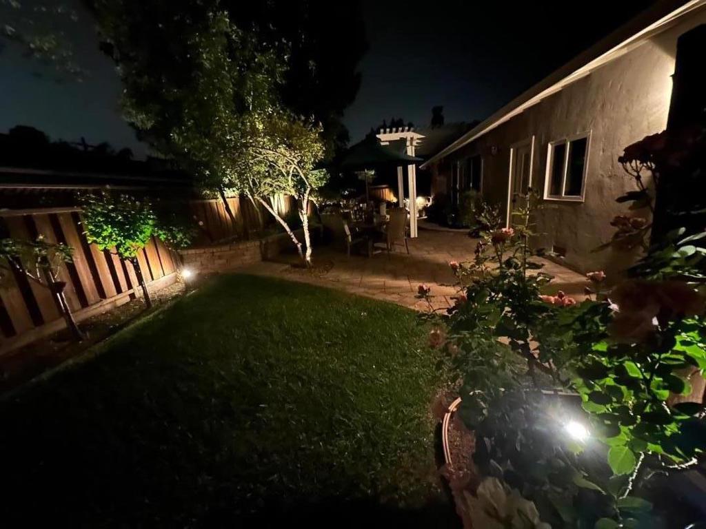 https://media.crmls.org/mediaz/d5b2c9dd-afe2-42d1-a90d-8e497c7cd909.jpg?preset=X-Large
