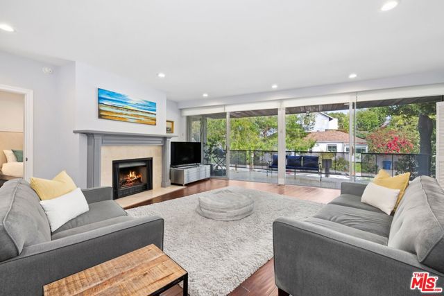10600 Wilkins Avenue, Los Angeles CA: https://media.crmls.org/mediaz/d5b2cdd7-1950-43d5-8ae1-ccc2d5598a5b.jpg