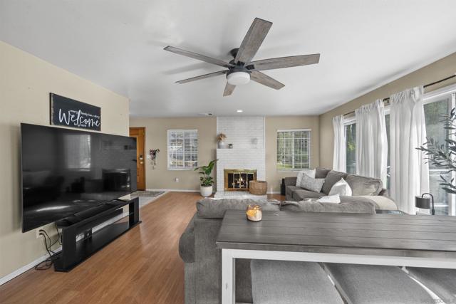8016 Sterling Dr, El Cajon CA: https://media.crmls.org/mediaz/d5b2d5ef-ee3d-42bd-be27-e72fc365814a.jpg