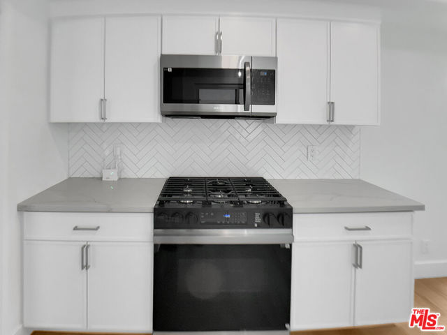 953 S Ridgecrest Circle, Anaheim CA: https://media.crmls.org/mediaz/d5b3623c-b4fb-4c0a-aced-fab0b099f2e7.jpg