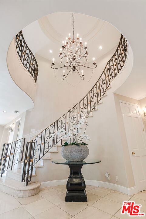 Drew Fenton | 16742 Via Pacifica Pacific Palisades CA | MLS: 7348440