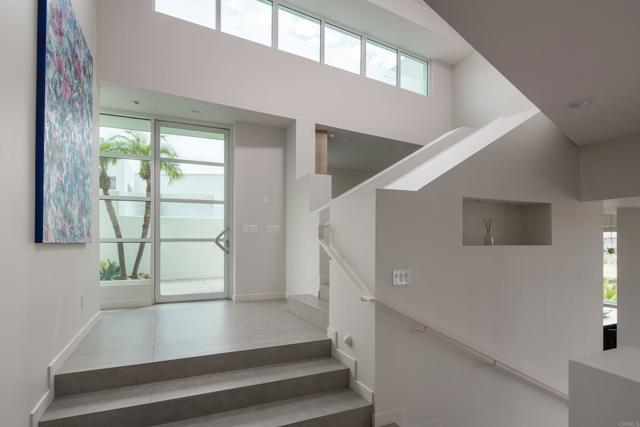 Detail Gallery Image 5 of 25 For 121 via De La Valle, Del Mar,  CA 92014 - 4 Beds | 4/1 Baths