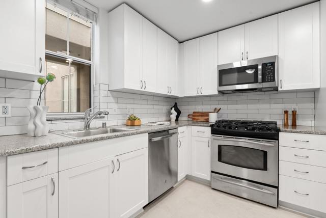 3901 Lick Mill Boulevard, Santa Clara CA: https://media.crmls.org/mediaz/d5b5ff24-6cef-4db3-94f5-be372c57da64.jpg