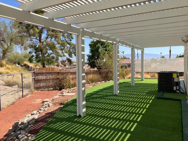 49305 Hwy 74 Spc 49, Palm Desert CA: https://media.crmls.org/mediaz/d5b63677-c418-4526-9bb9-bb477e65d5fe.jpg