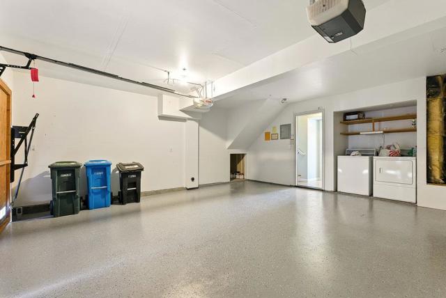1023 Rudder Lane, Foster City CA: https://media.crmls.org/mediaz/d5b7d40f-c715-4c85-9dc4-8c2fca4ea6f0.jpg