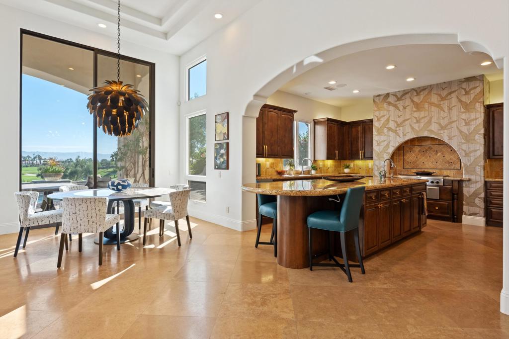 MLS #219136610DA image #15