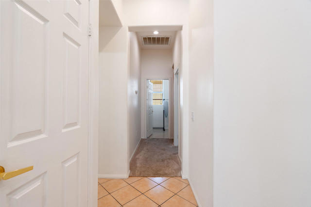 44719 Alexandria Vale, Indio CA: https://media.crmls.org/mediaz/d5b82998-b7a5-46f3-8dd0-2c6ae56213d8.jpg