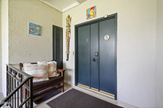 630 S Orange Grove Boulevard, Pasadena CA: https://media.crmls.org/mediaz/d5b83ff5-3712-4be8-b2bb-c031dcf6e00b.jpg