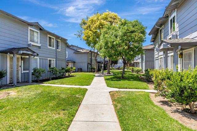553 Groth Place, San Jose CA: https://media.crmls.org/mediaz/d5bdb304-a655-4eaa-b218-eb74f412ebde.jpg
