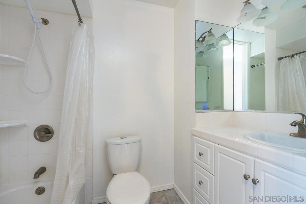 6333 La Jolla Blvd. - photo 8