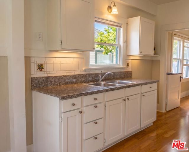 319 Gertruda Avenue, Redondo Beach, California 90277, 0 ,Residential Income,For Sale,Gertruda,0,26854135
