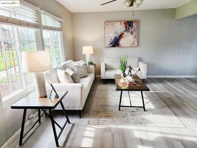 Image 2 of 13 For 1507 Desdemona Ct