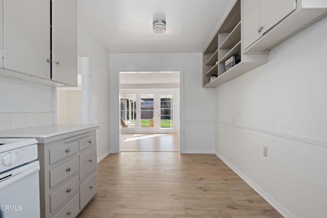 Detail Gallery Image 10 of 29 For 220 Frances St, Ventura,  CA 93003 - 3 Beds | 2 Baths