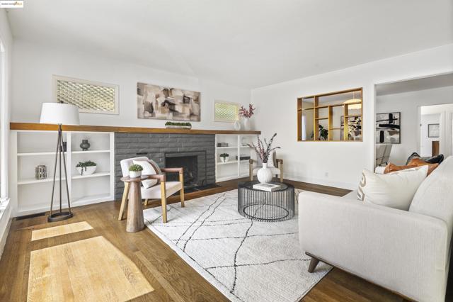 Image 2 of 56 For 1046 Ordway St