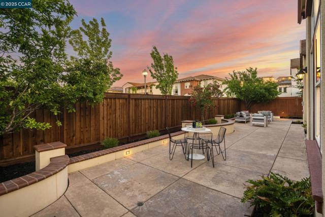 3467 Cashmere Street, Danville CA: https://media.crmls.org/mediaz/d5c06fd7-bfe0-4196-a0ef-41129f6e4522.jpg