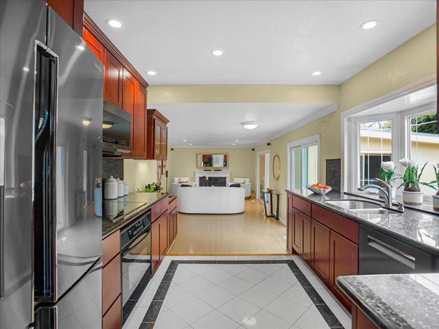 651 Starbush Drive, Sunnyvale CA: https://media.crmls.org/mediaz/d5c0cccf-a51d-4a3d-9c28-f94ebdae32fa.jpg