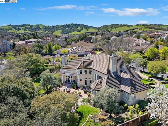 2434 Pomino Way, Pleasanton CA: https://media.crmls.org/mediaz/d5c0df5c-5e25-48d2-9dc3-463231894061.jpg