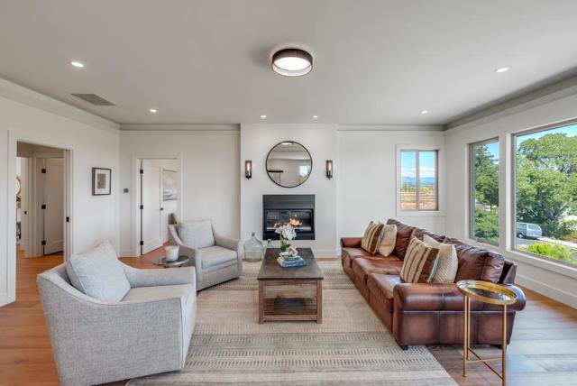 1310 Escalona Drive, Santa Cruz CA: https://media.crmls.org/mediaz/d5c1ec5c-2707-4e96-a725-fa279ade7cc6.jpg