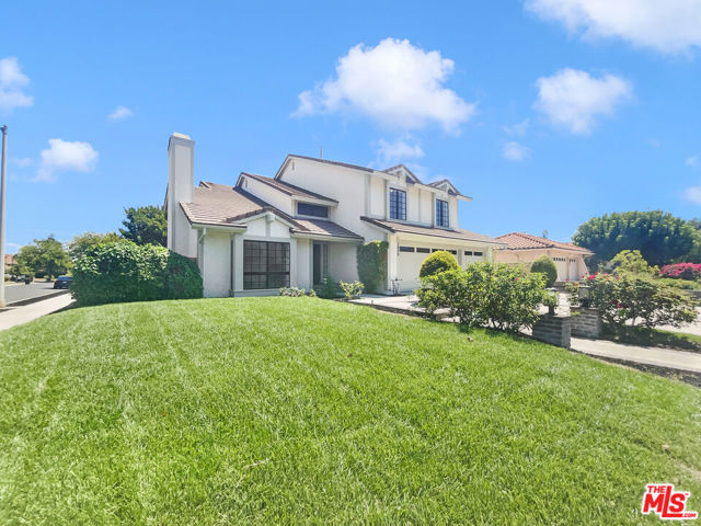 7840 Hillary Drive, West Hills CA: https://media.crmls.org/mediaz/d5c3396e-f9bc-4ae4-bf08-d8755530dbf3.jpg