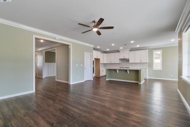 Image 8 of 48 For 10016 Wagoner Way