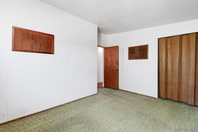 4725 Conrad Ave, San Diego CA: https://media.crmls.org/mediaz/d5c3d18a-2856-483c-b57a-29bd6fa4a7db.jpg