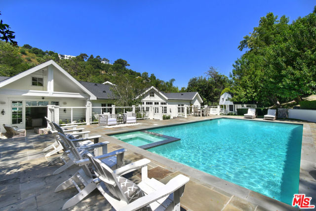 Image 49 of 55 For 3640 Longridge Avenue