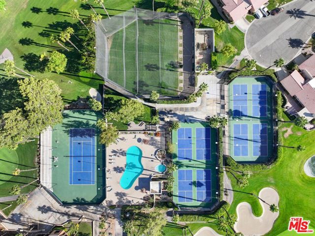 76645 Sheba Way, Palm Desert CA: https://media.crmls.org/mediaz/d5c41a6e-e3f3-428e-9ed1-646eb5f616c6.jpg