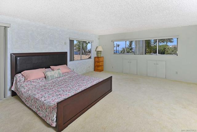 3559 Buena Vista St, San Diego CA: https://media.crmls.org/mediaz/d5c473f6-ef3f-4db9-ab04-54f5d99b7d7e.jpg