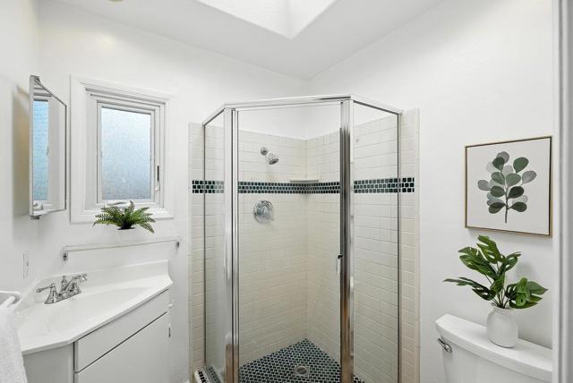 333 Stanford Avenue, Palo Alto CA: https://media.crmls.org/mediaz/d5c61867-ad6f-426a-935e-1cba60f463f1.jpg