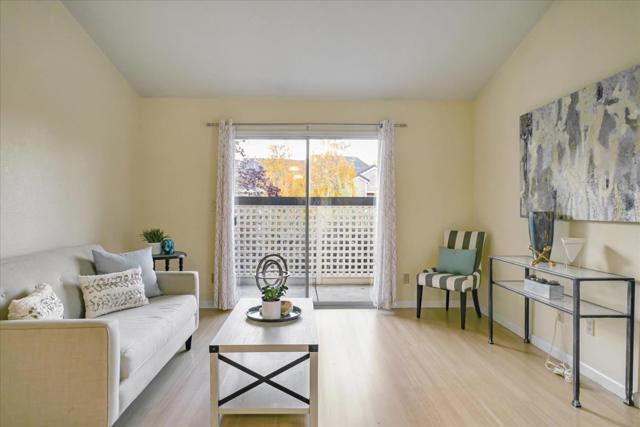 5973 Lake Almanor Drive, San Jose CA: https://media.crmls.org/mediaz/d5c6b27e-ea2f-4420-80c9-a381ed01452c.jpg