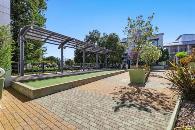 10745 N De Anza Boulevard, Cupertino CA: https://media.crmls.org/mediaz/d5c6be49-9254-4c9b-a91f-cf7e77afd32b.jpg