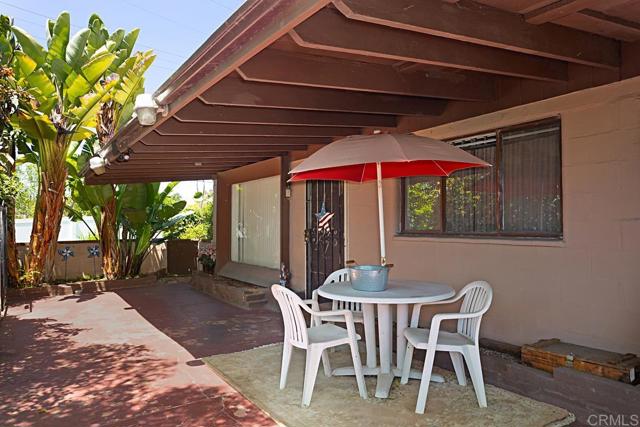 Image 27 of 35 For 801 W Vista Way