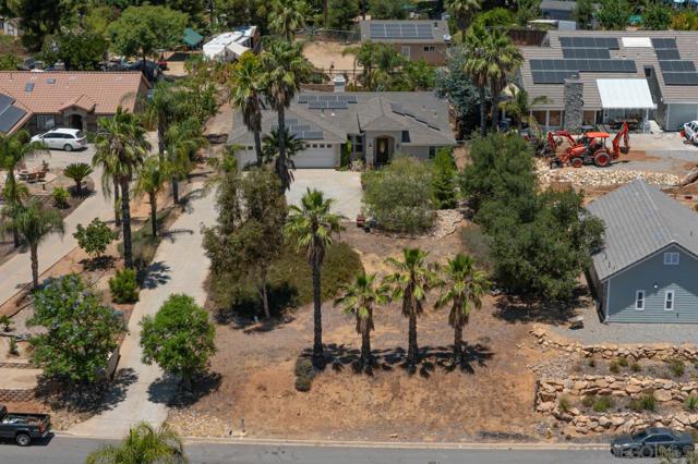26152 Bellemore Dr, Romona CA: https://media.crmls.org/mediaz/d5c6e508-bd13-4904-aad9-c20c6be7a8c1.jpg