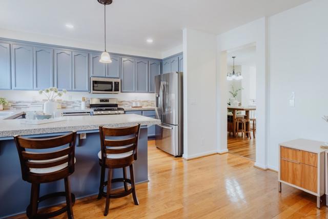 4647 Hampton Falls Place, San Jose CA: https://media.crmls.org/mediaz/d5c80f9d-d3cc-4c86-bf36-c0a24f37c51c.jpg