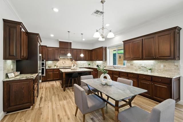 707 Torreya Avenue, Sunnyvale CA: https://media.crmls.org/mediaz/d5c81cba-71cf-4b80-b484-e5092ecd3f9f.jpg