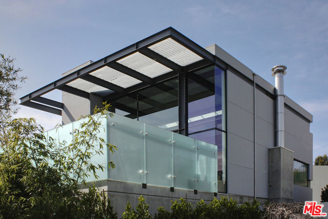 12315 Gorham Avenue, Los Angeles CA: https://media.crmls.org/mediaz/d5c8322e-5d63-4ab8-ba3f-da2f8fa4ab26.jpg