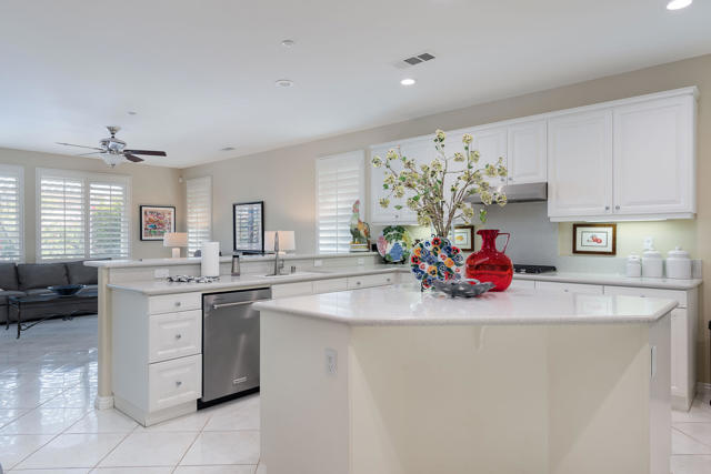 Image 12 of 43 For 1850 Savanna Way
