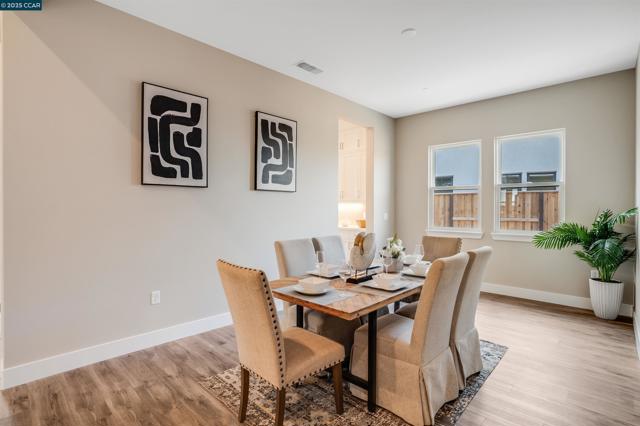 3161 Echo Way, Tracy CA: https://media.crmls.org/mediaz/d5c9307f-e495-4139-9c5c-fc31170a3064.jpg