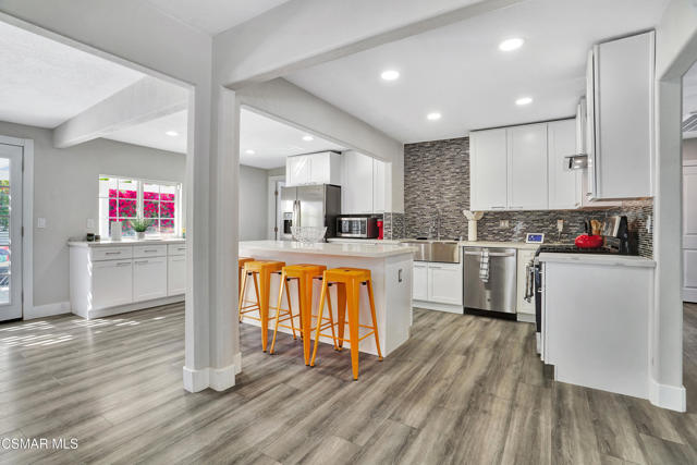 677 S Highland Drive, Palm Springs CA: https://media.crmls.org/mediaz/d5cac39b-82e0-47ec-b3ff-9c185976bb11.jpg