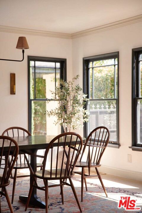 123 N Norton Avenue, Los Angeles CA: https://media.crmls.org/mediaz/d5cada83-edd2-424f-8c6d-b0bb01ea5377.jpg
